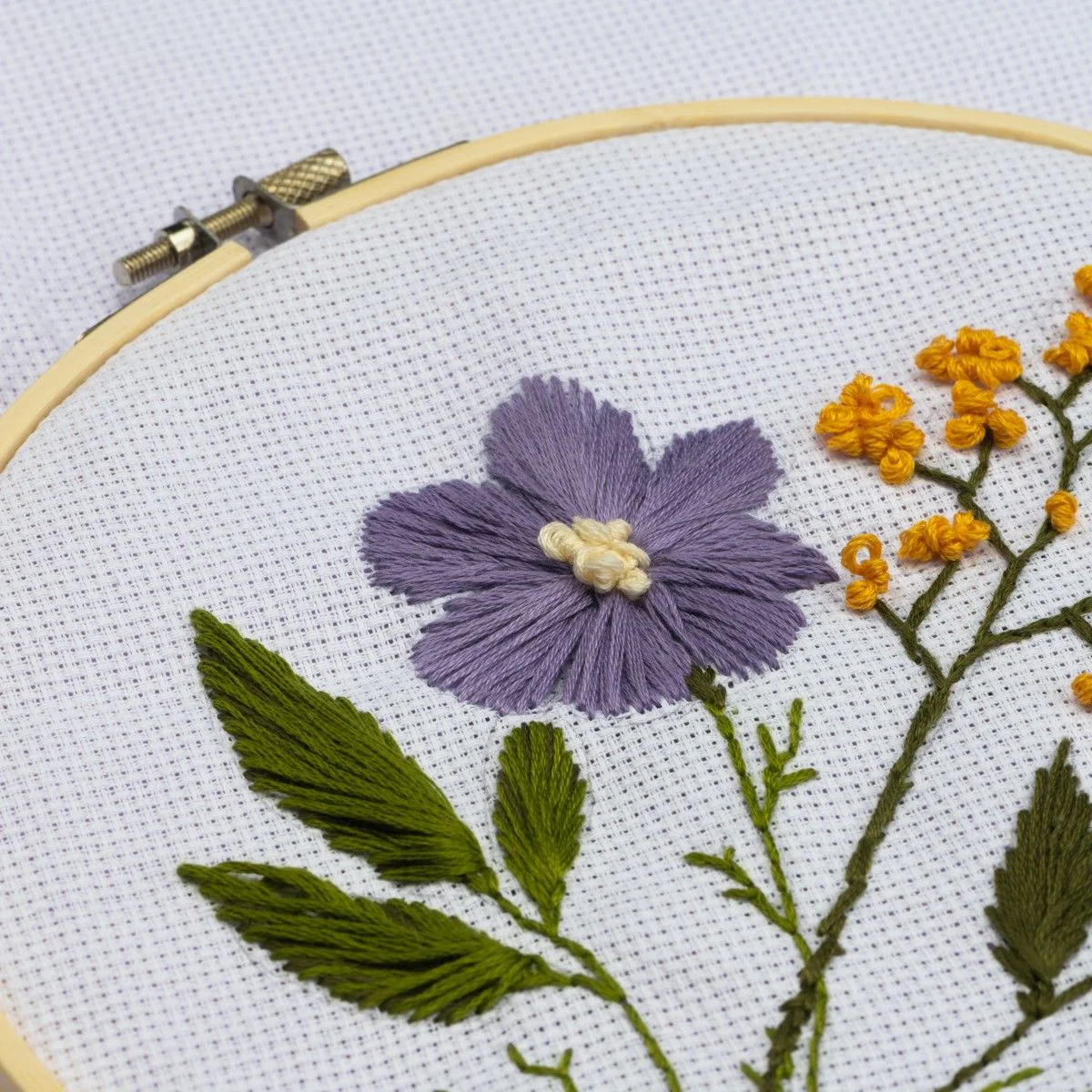 Borduurring met stof - Image 3