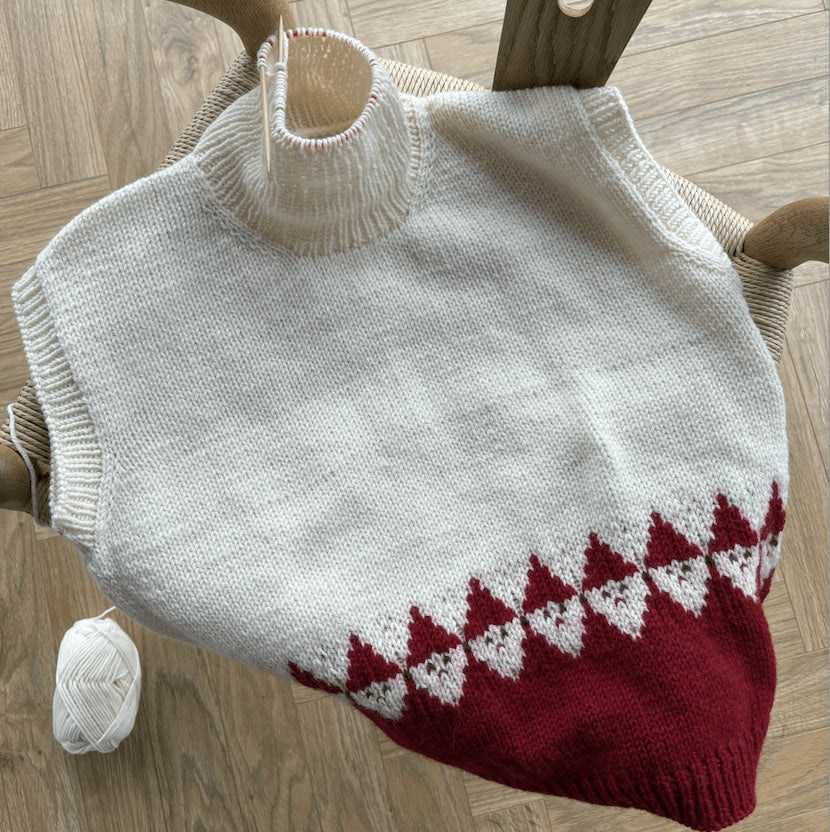 Easy Santa Slipover Woman - Image 5